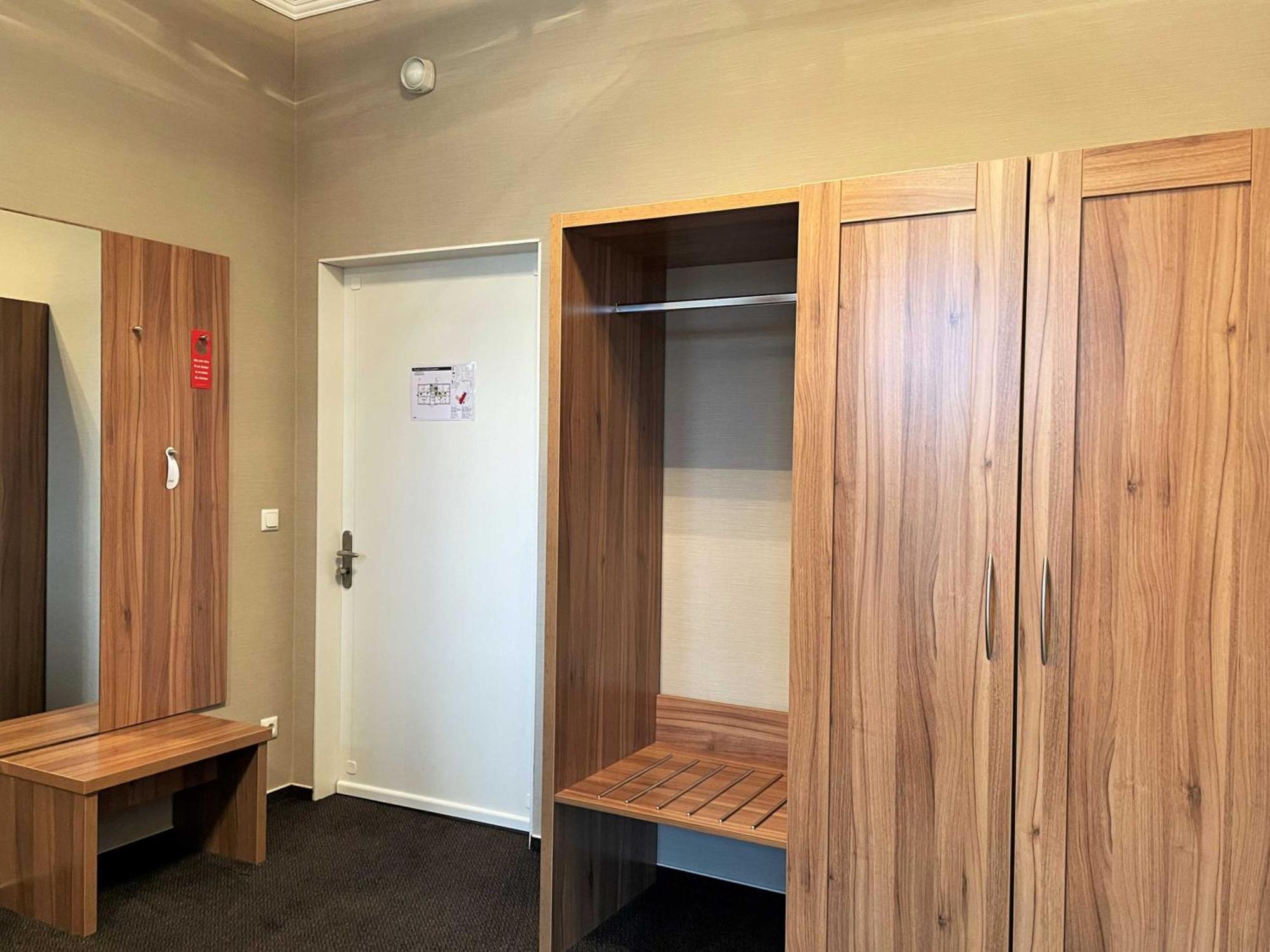 Ibs Begegnungszentrum Lauta Bagian luar foto