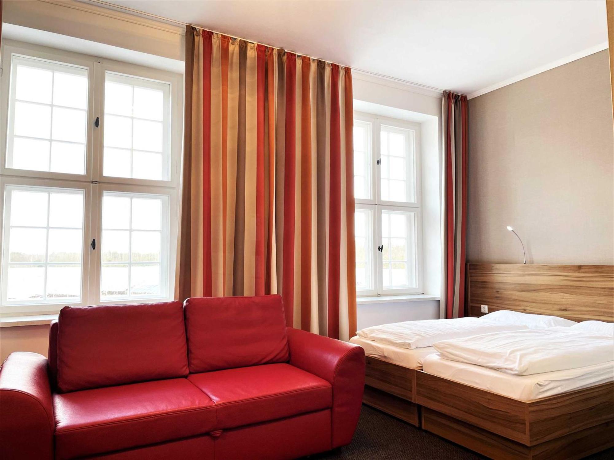 Ibs Begegnungszentrum Lauta Bagian luar foto